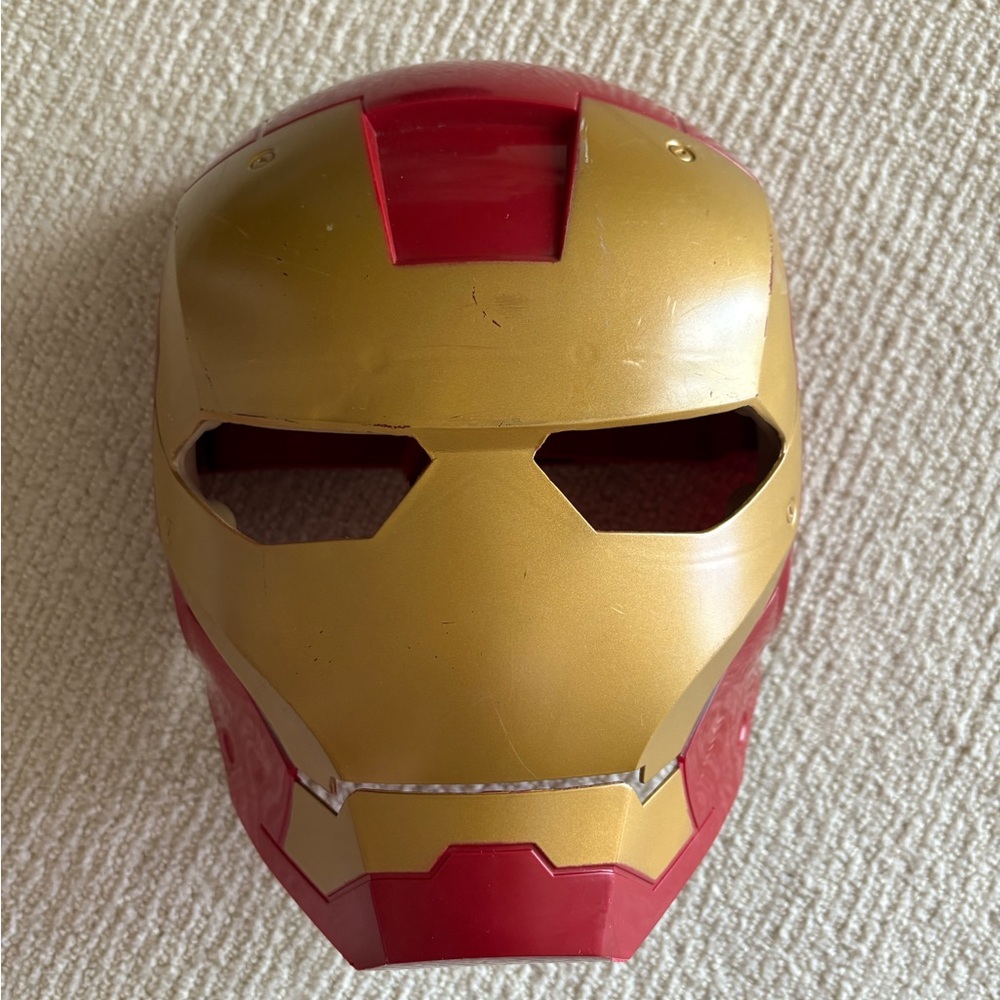 Iron Man Mask Marvel Avengers Superhero Official Hasbro 2010 GUC